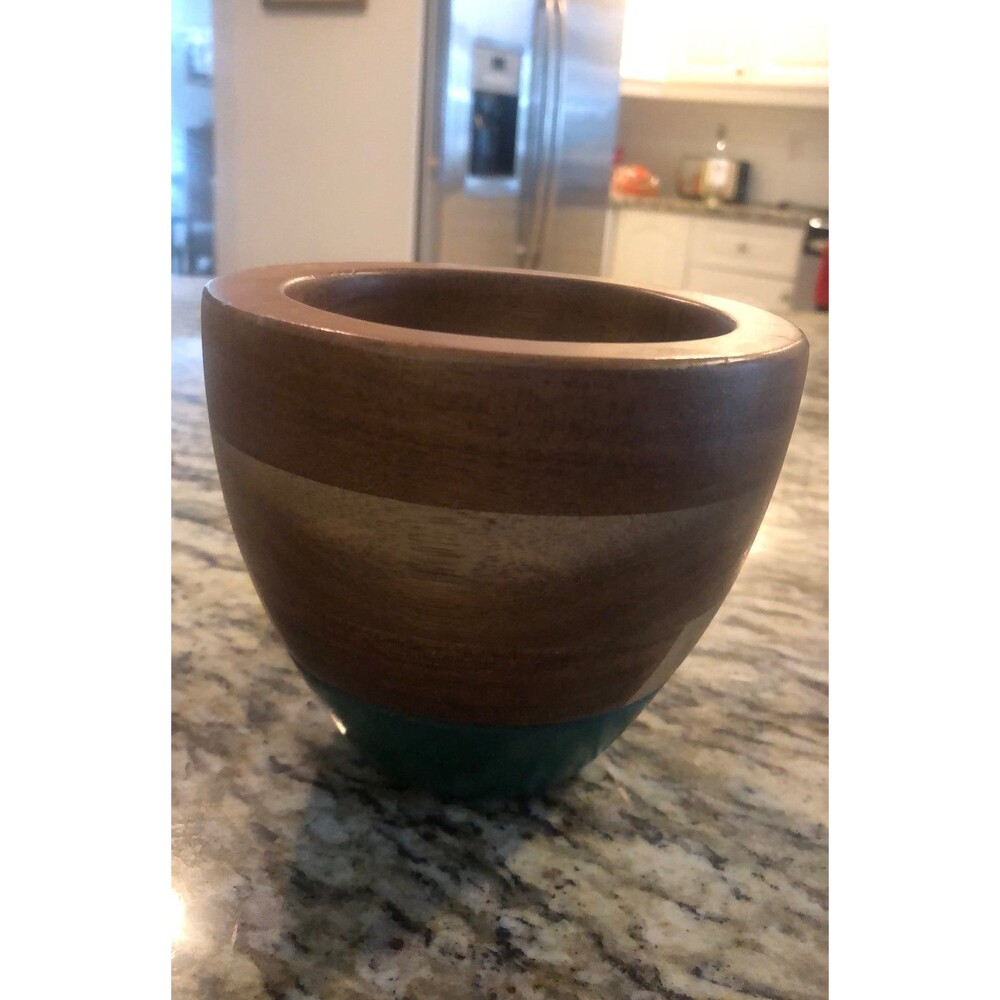Bowl - Picture 2 of 3